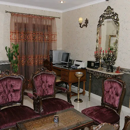 מלון Korona